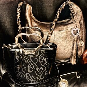 Brighton Puses (x2) + Brighton Table Hook